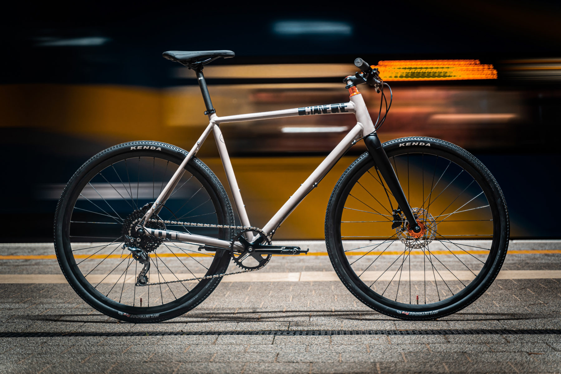 steel flat bar bike